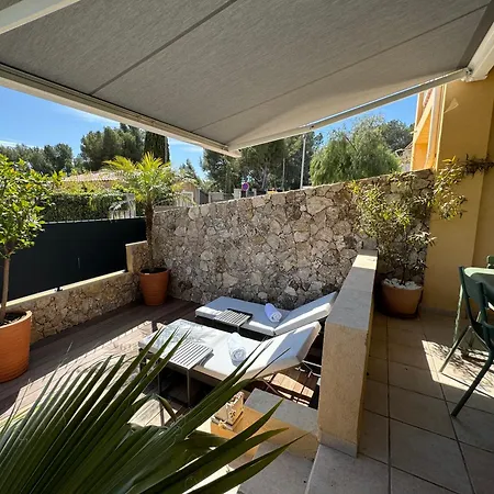 Apartment Confortable T2 Vue Avec Terrasse Amenagee Et Parking Prive, Et Port A Pied