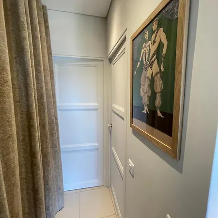 Apartment Confortable T2 Vue Avec Terrasse Amenagee Et Parking Prive, Et Port A Pied Sanary-sur-Mer